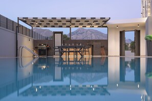 Piscine extérieure, piscine chauffée