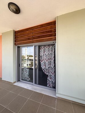 تفاصيل الفندق من الخارج