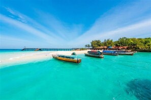 Boating - F-Zeen Boutique Hotel Zanzibar (Uroa)