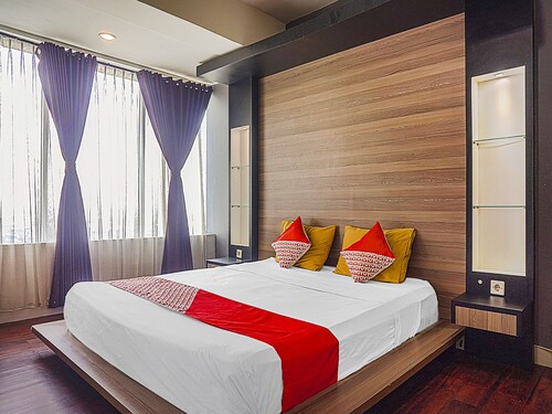 OYO 90776 Fortune 88 Grand Kamala Lagoon