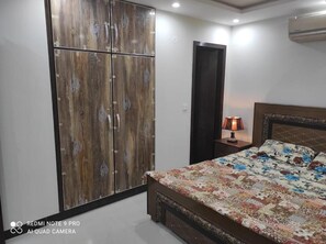 2 chambres, accès Internet, draps fournis