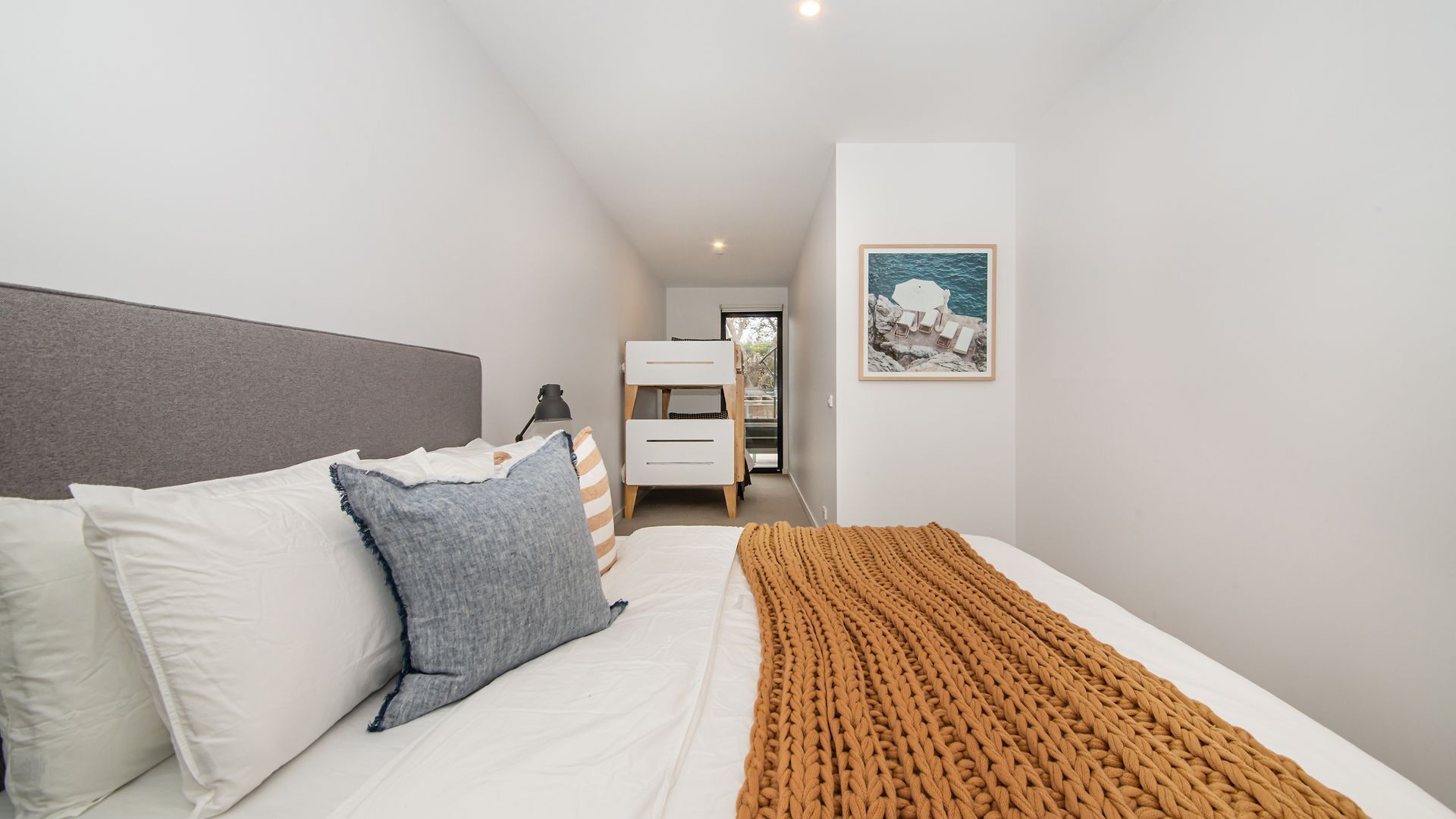 2 chambres, fer et planche à repasser, lit parapluie, Wi-Fi gratuit