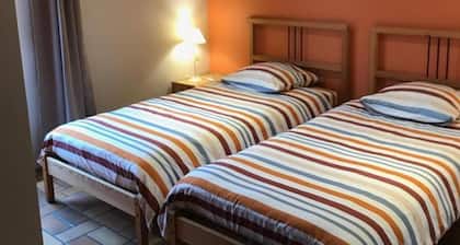 Single-storey house, pets welcome - 6 guests