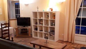 Living area - Single-storey house, pets welcome - 6 guests (Caulaincourt)