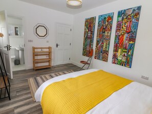 4 bedrooms, individually decorated, individually furnished, free WiFi - The Artist's Barn (Ayle)