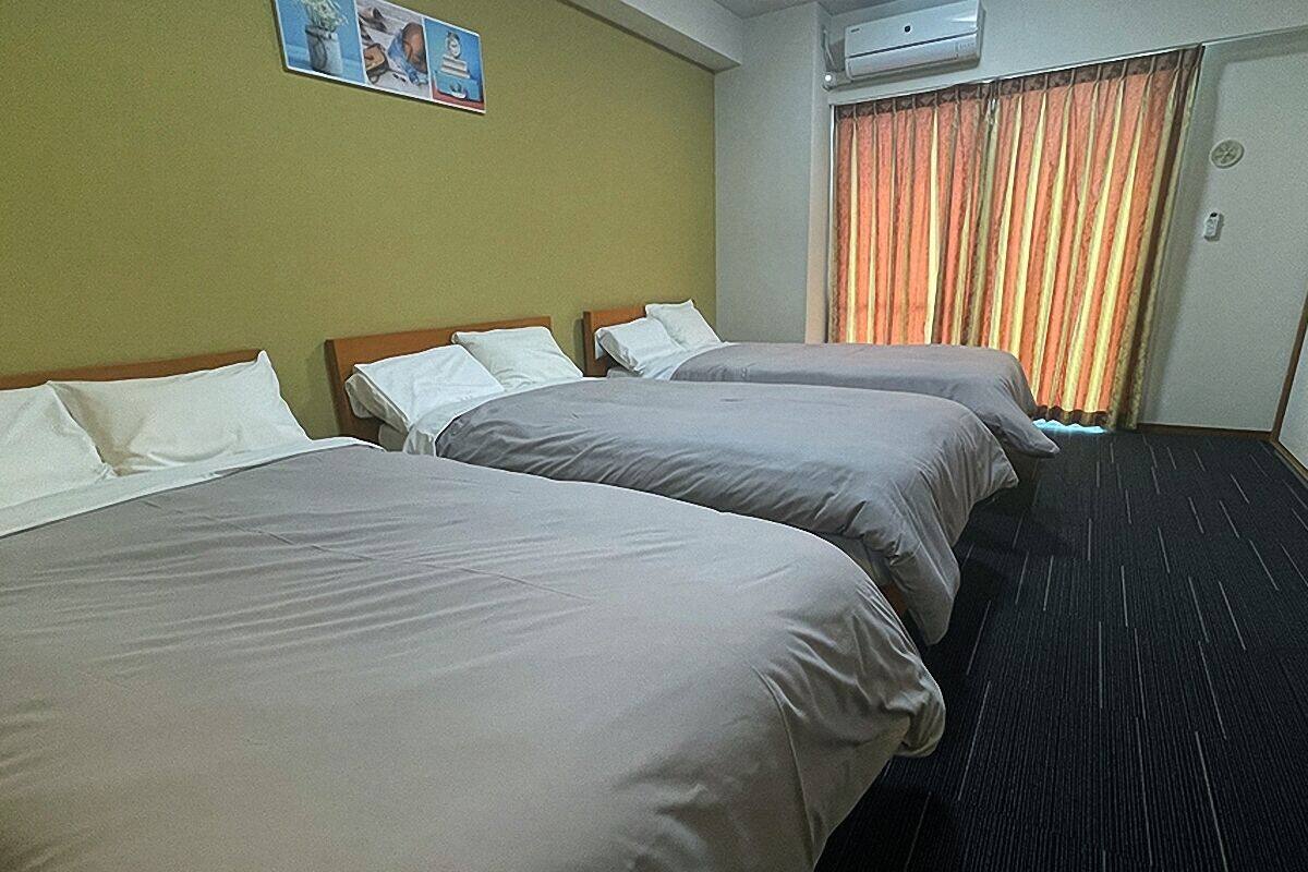 In-room safe, free WiFi, bed sheets