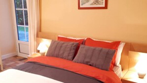 2 bedrooms, WiFi (free)
