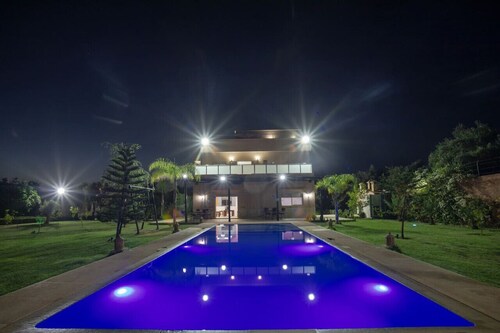 Lux Villa, Pool and Mountains View