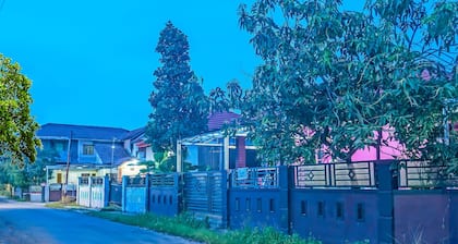 Hotel O Adam Kost SyariahNearWisata Jembatan Barito