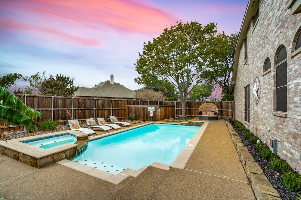 Beautiful Lake Adjacent Home