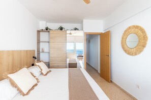 Basic Studio, Sea View | Free WiFi, bed sheets - Apartamentos Mirador  (Benidorm)