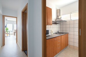 Studio có tầm nhìn toàn cảnh, quang cảnh biển | Bếp riêng | Tủ lạnh, lò vi sóng, bếp nấu, ấm điện 