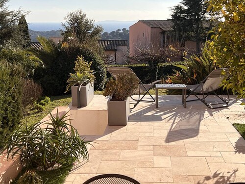 Renoviertes Apartment mit 2 Schlafzimmern, Pool und Tennis in La Croix Valmer