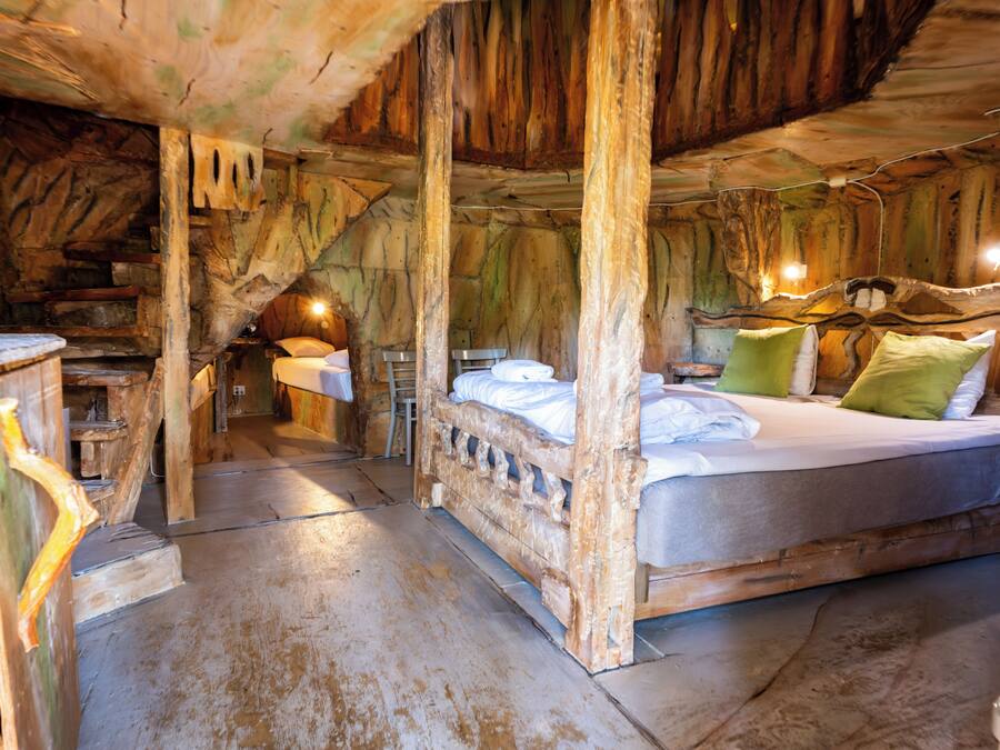 Decoración personalizada, escritorio y cortinas blackout