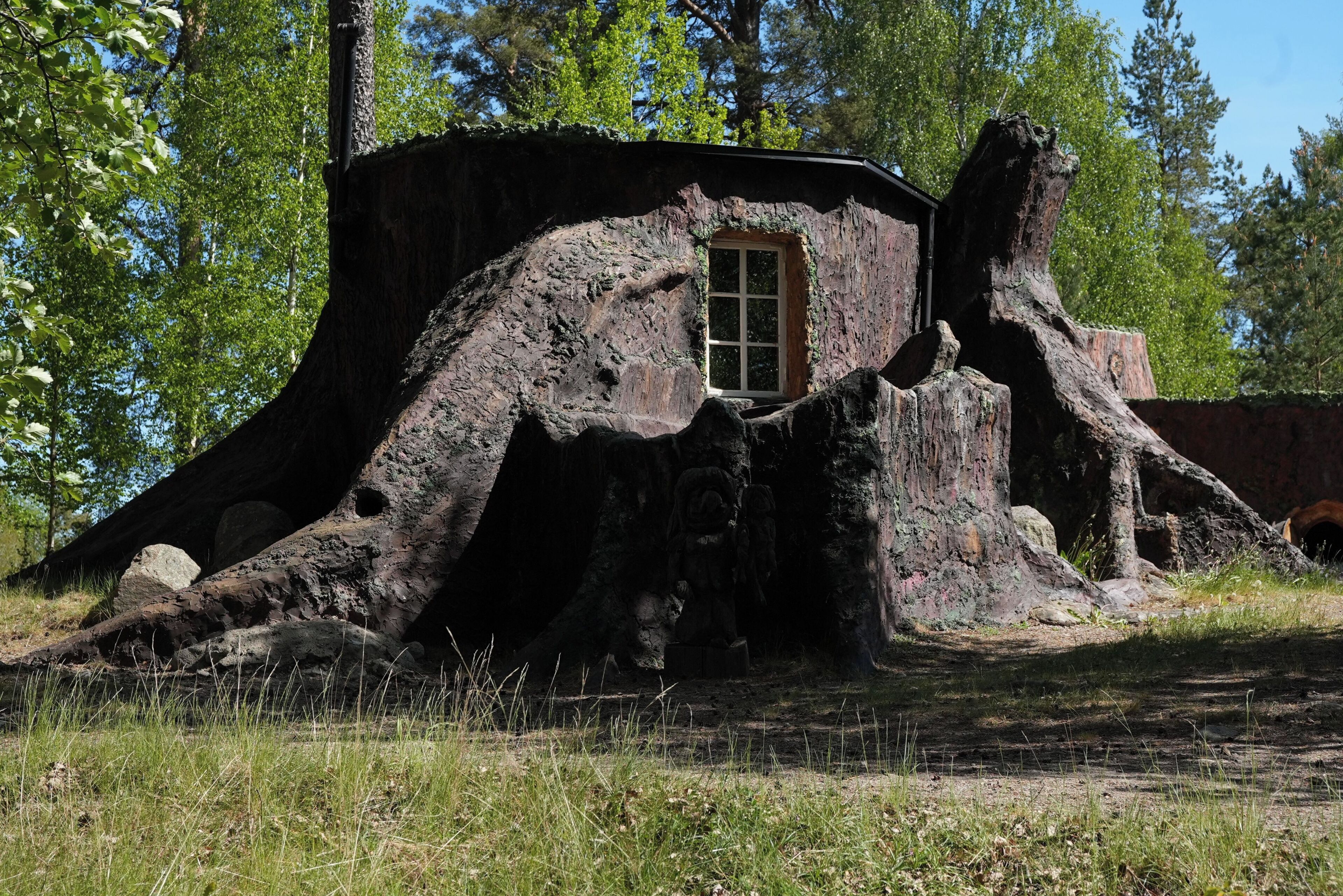 Trädkoja Comfort | Individuell inredning, skrivbord och mörkläggningsgardiner