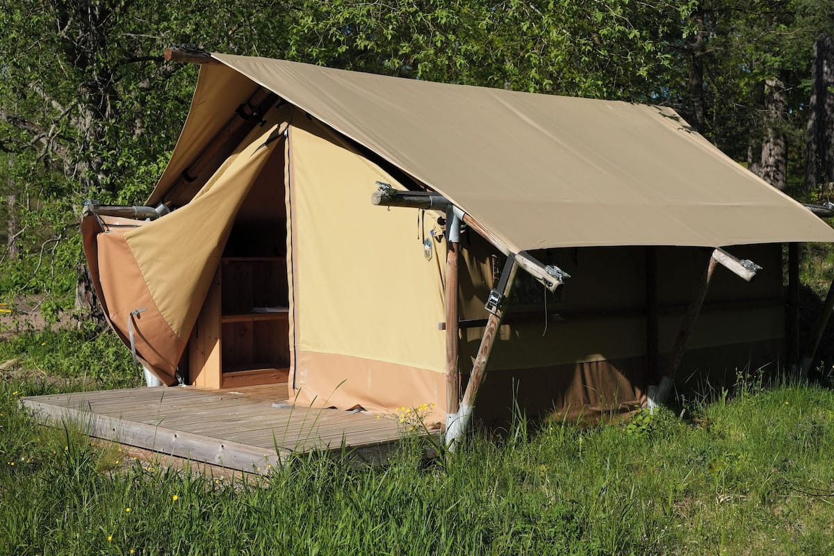 Tent | Individually decorated, desk, blackout curtains, iron/ironing board