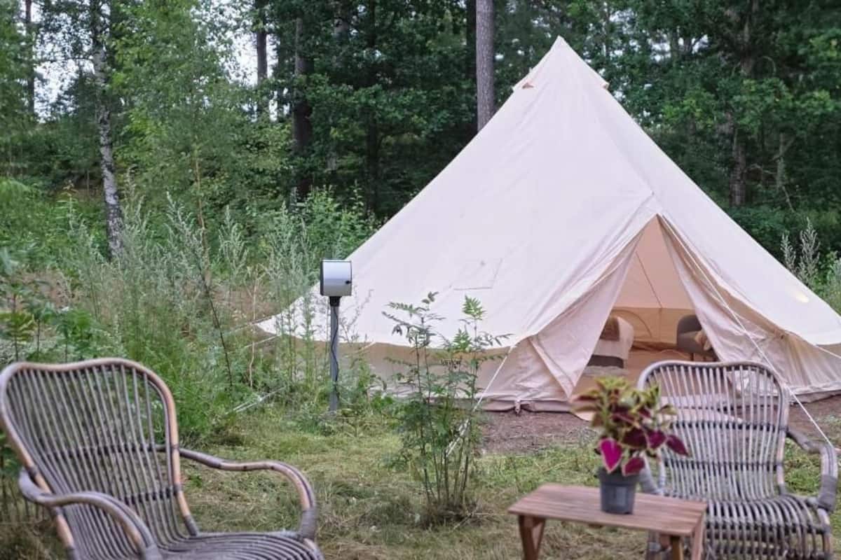 Family Tent | Iron/ironing board (on request), WiFi, individually decorated