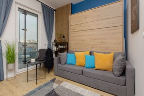 TV, offices - Modern Studio in Warsaw | Parking | Air Conditioning (Warszawa)