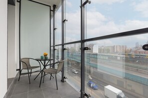 Interior - Modern Studio in Warsaw | Parking | Air Conditioning (Warszawa)