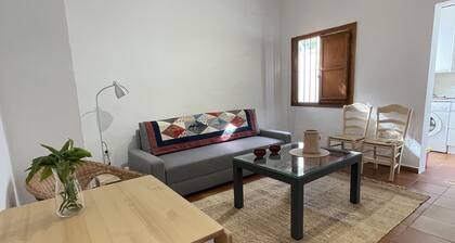 Apartment in a traditional house 50 meters from the Mosque