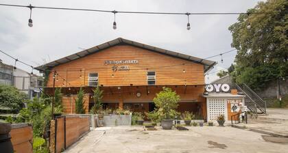 OYO 3283 Bwalk Hotel