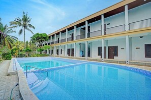 Pool - Collection O Bwalk Hotel Malang (Malang)