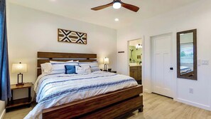 5 bedrooms, desk, iron/ironing board, travel cot