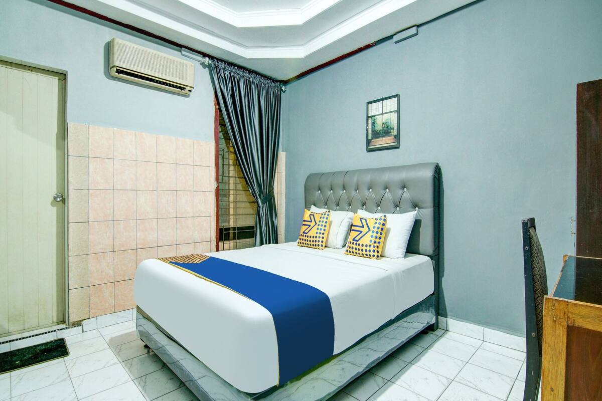 Double Room | Free WiFi, bed sheets