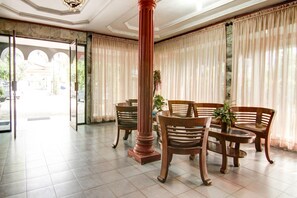 Lobby - OYO 2690 Hotel Tampan (Pekanbaru)