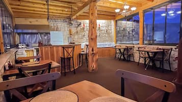 Desayuno bufé gratuito y diario