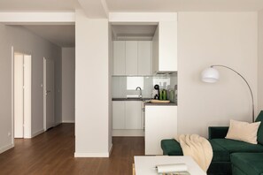 Basic Apartment | Private kitchen