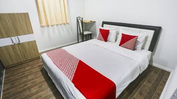 Deluxe-Suite | Laptopgeeigneter Arbeitsplatz, kostenloses WLAN, Bettwäsche