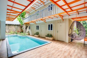 Piscina externa