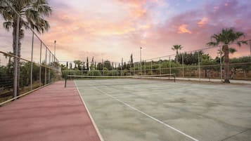 Tennis court