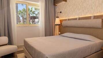 Suite Junior | Una cassaforte in camera, tende oscuranti, Wi-Fi gratuito, lenzuola