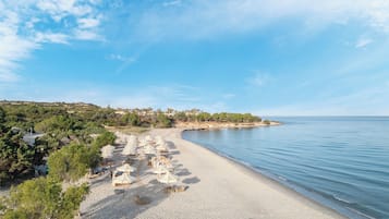 Private beach, sun-loungers, beach umbrellas