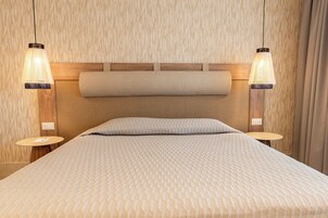 Superior Double Room | In-room safe, blackout drapes, free WiFi, bed sheets