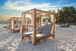Private beach, sun-loungers, beach umbrellas