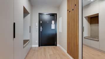 Klassieke studio suite | Woonruimte | Een flatscreentelevisie