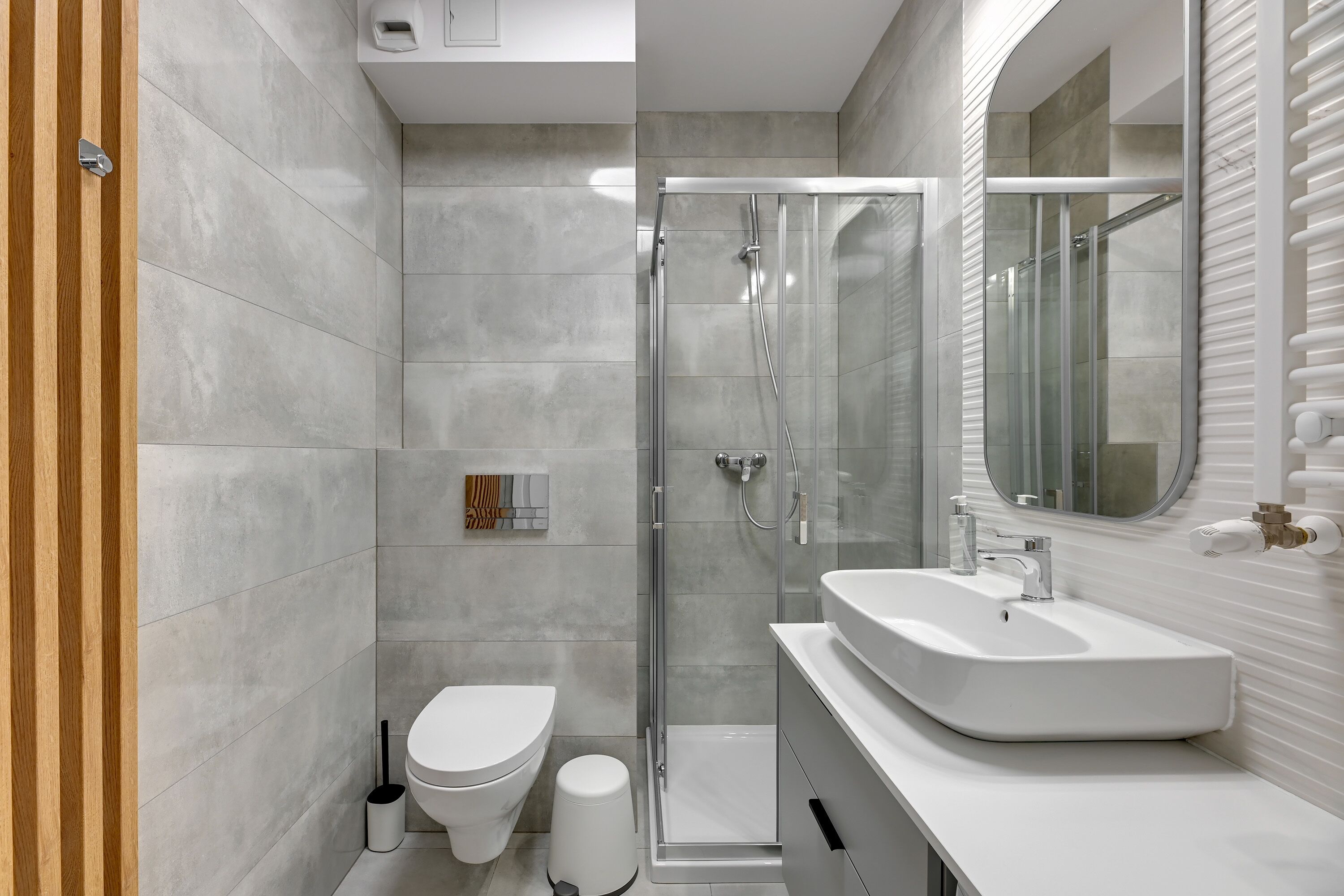 Classic Studio Suite | Bathroom