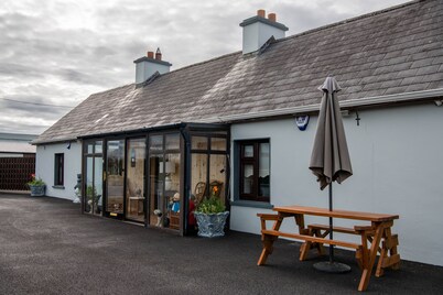 Lovely 2-bed House in Ballyheigue