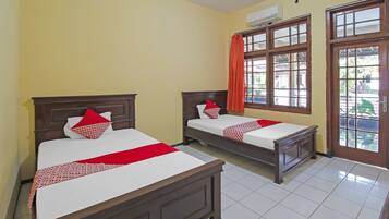 Kamar Twin Deluks | Meja kerja, Wi-Fi, dan seprai linen