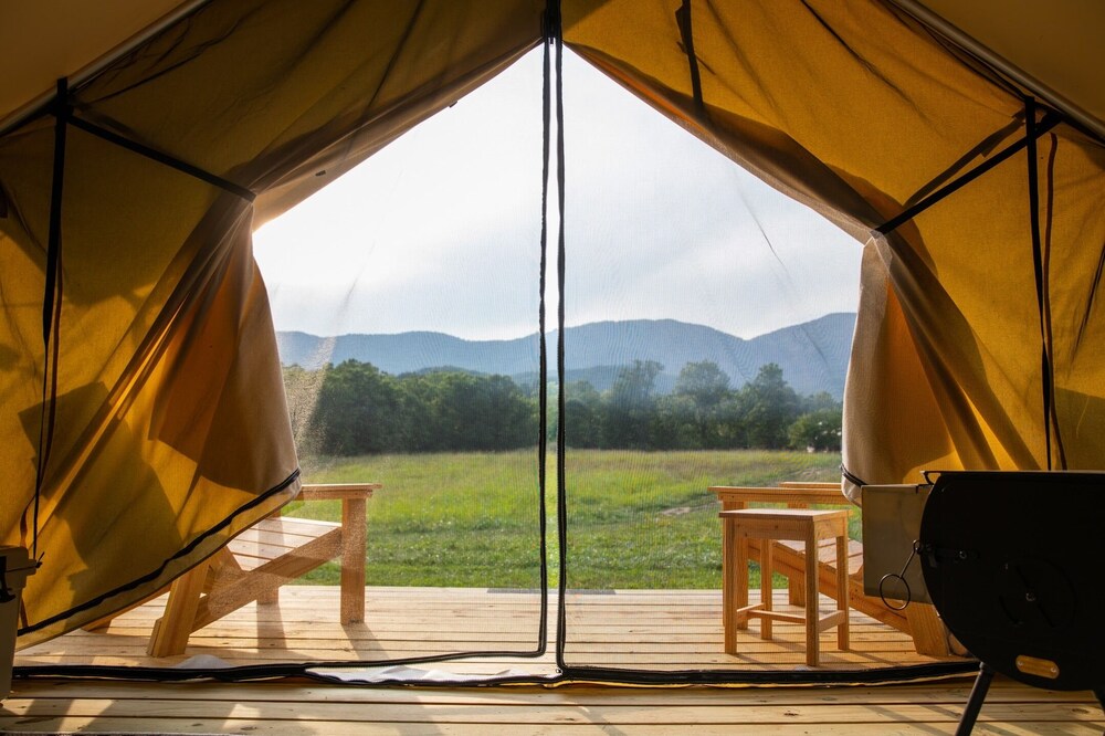 Cozy glamping tents located by headwaters of the James River near Eagle Rock, Va