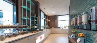 Holiday Inn - the niu, Wave Karlsruhe Oststadt by IHG