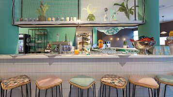 Bar (en el alojamiento)