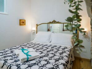 Appartement, 1 slaapkamer, keuken | 1 slaapkamer, lakens van Egyptisch katoen, luxe beddengoed, donsdekens