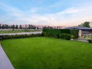 Outdoor banquet area - Clarion Hotel Dehradun (Vikasnagar)