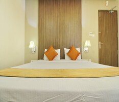 Deluxe Room | Egyptian cotton sheets, premium bedding, desk, free WiFi