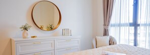 Apartamento Premium, 1 habitación | 1 dormitorio, caja fuerte, decoración individual