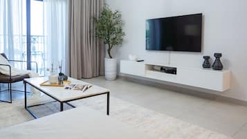 Apartamento Premium, 1 habitación | Televisión